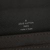 Clutch Louis Vuitton Taiga Belaia Heart Lock - TTA4843