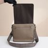 Túi đeo Louis Vuitton Roman PM Taiga size 27
