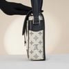 Túi đeo Louis Vuitton x The Chapman Brothers Savane Giraffe size 21
