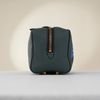 Clutch Burberry Green Toiletry Calfskin  - TTA4877