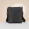 Túi đeo chéo Louis Vuitton Discovery Messenger BB size 24 - TTA4899