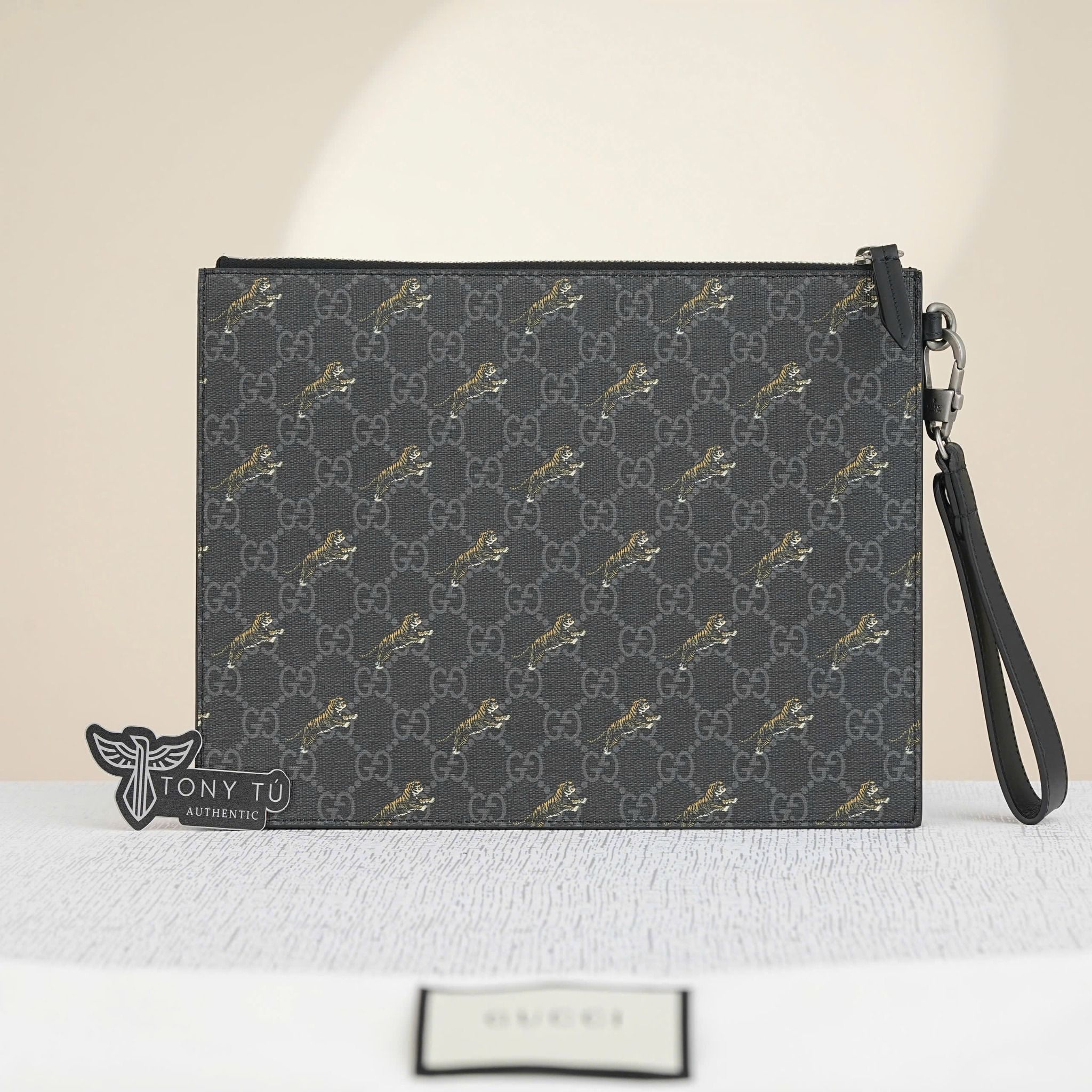 Clutch Gucci Tiger All Over Black - TTA4954