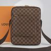 Túi đeo Louis Vuitton Olaf MM Damier Ebene Size 32