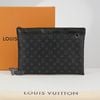Túi tài liệu Louis Vuitton Pochette Discovery Monogram Eclipse size 35