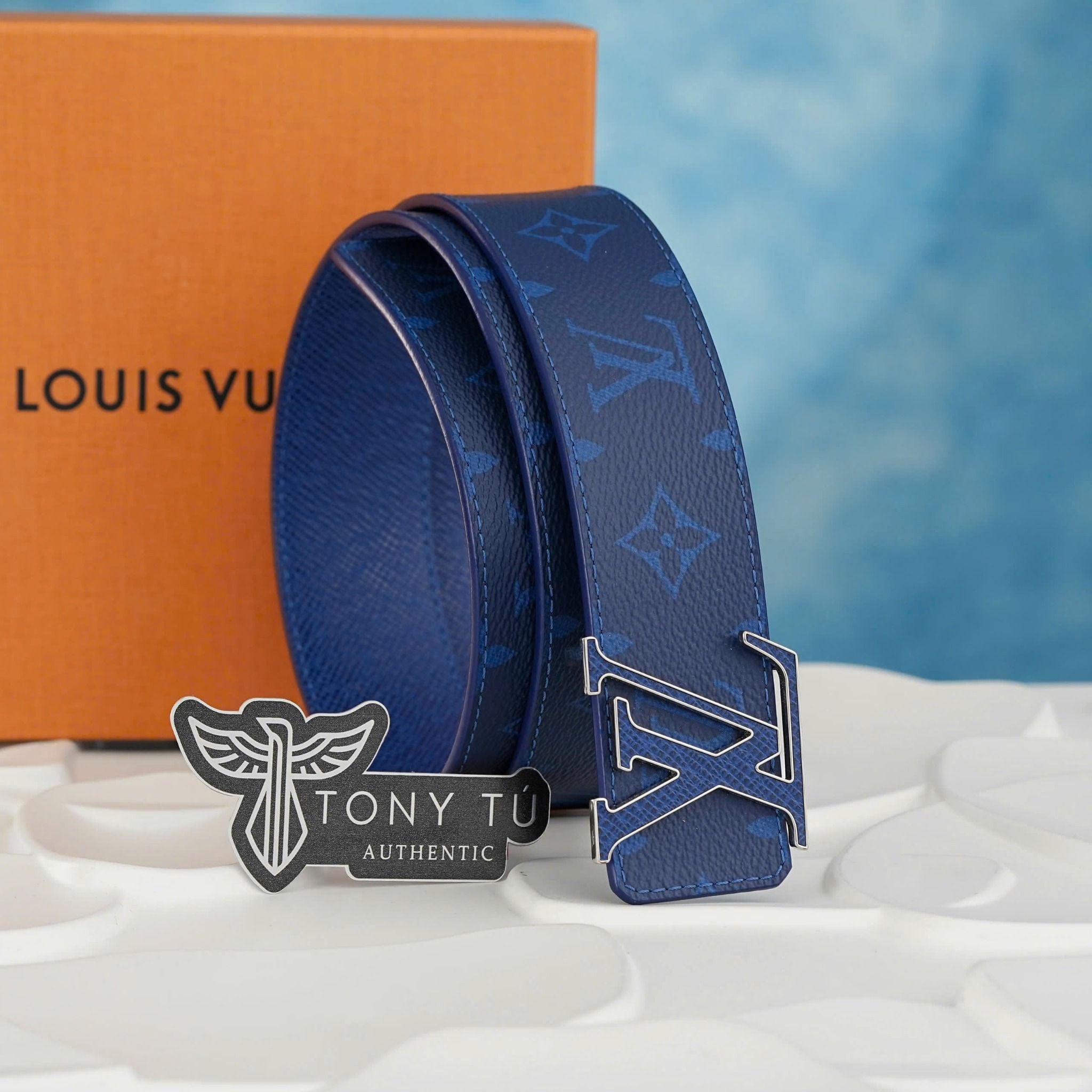 Thắt lưng Louis Vuitton Initiales Reversible Monogram /Taiga (Xanh) size 85 - TTA5179