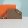 Clutch /Pouch Hermès Kelly Pocket To Go Etoupe Epsom (Nâu Xám)(Unisex) - TTA5196