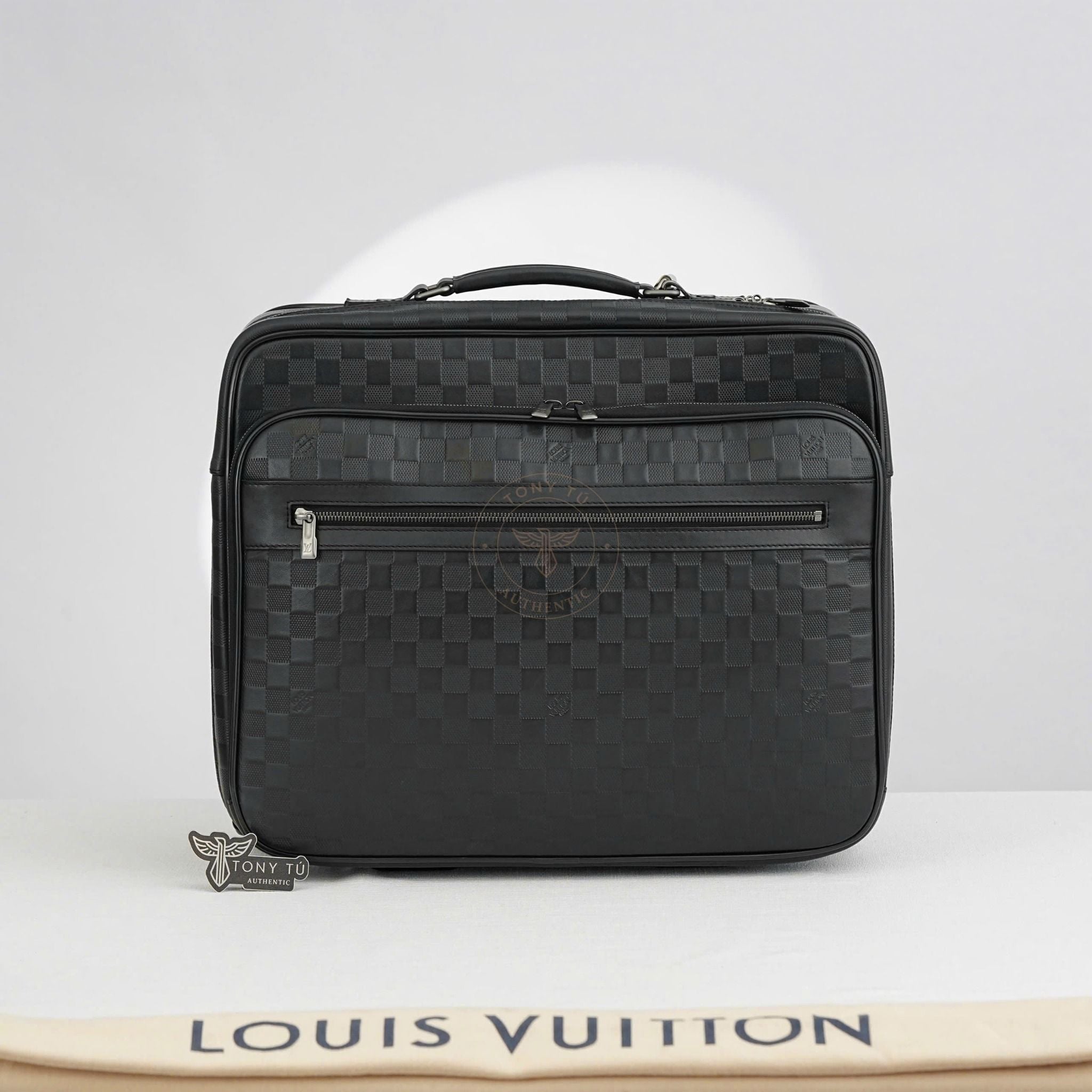 Vali Louis Vuitton Pilot Case Infini size 45