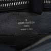 Clutch Louis Vuitton Pochette Pavel Taiga Noir (Đen) - TTA5250