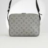 Túi Louis Vuitton Taigarama Outdoor Messenger Gunmetal (ánh bạc)(Code Chip)