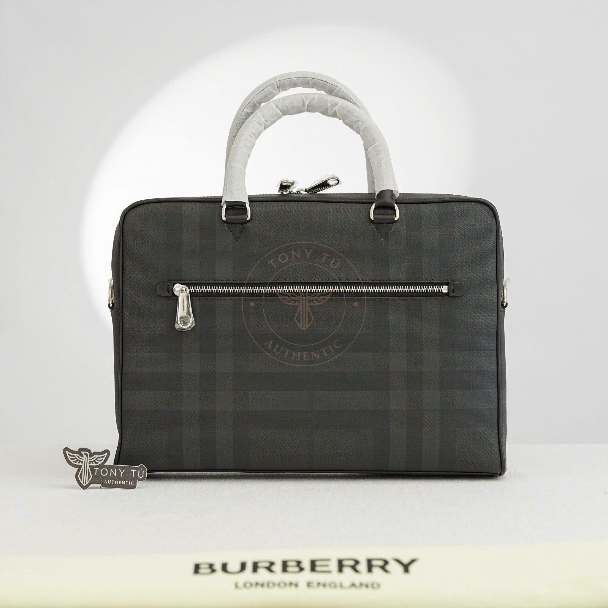 Cặp tài liệu Burberry Ainsworth London Check Dark Charcoal size 36