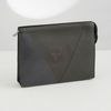 Clutch Louis Vuitton Pochettes Voyage MM Taiga (Đen/Đỏ rượu/Xanh Navy)