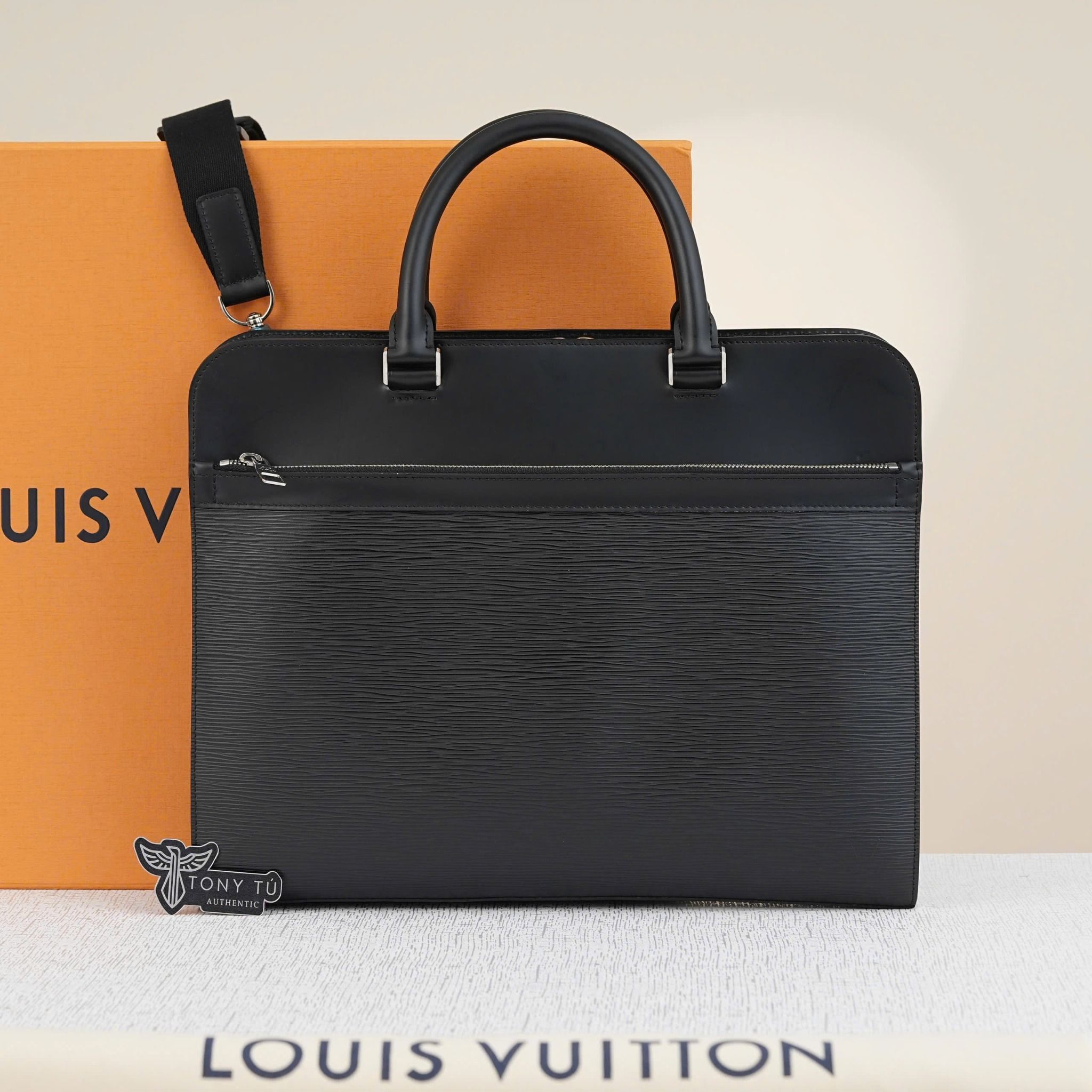 Cặp tài liệu Louis Vuitton Bassano MM Noir Epi size 39