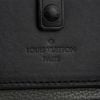 Túi đeo Louis Vuitton Messenger Alpha Taurillon Noir