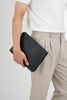 Clutch Louis Vuitton Pochette Voyage MM Noir Taiga (Đen)