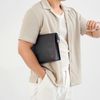Clutch Louis Vuitton Pochette Voyage Navy/Red (Đỏ/xanh Navy)