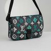 Túi Louis Vuitton Monogram Eclipse Graffiti Archy Messenger size PM