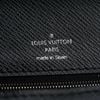 Clutch Louis Vuitton Neo Belaia Taiga Leather