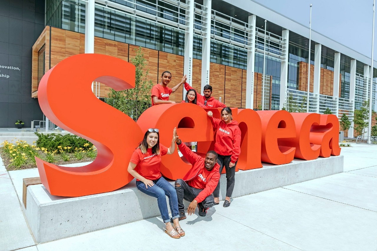 SENECA COLLEGE - TRƯỜNG CAO ĐẲNG CÔNG LẬP LỚN NHẤT CANADA