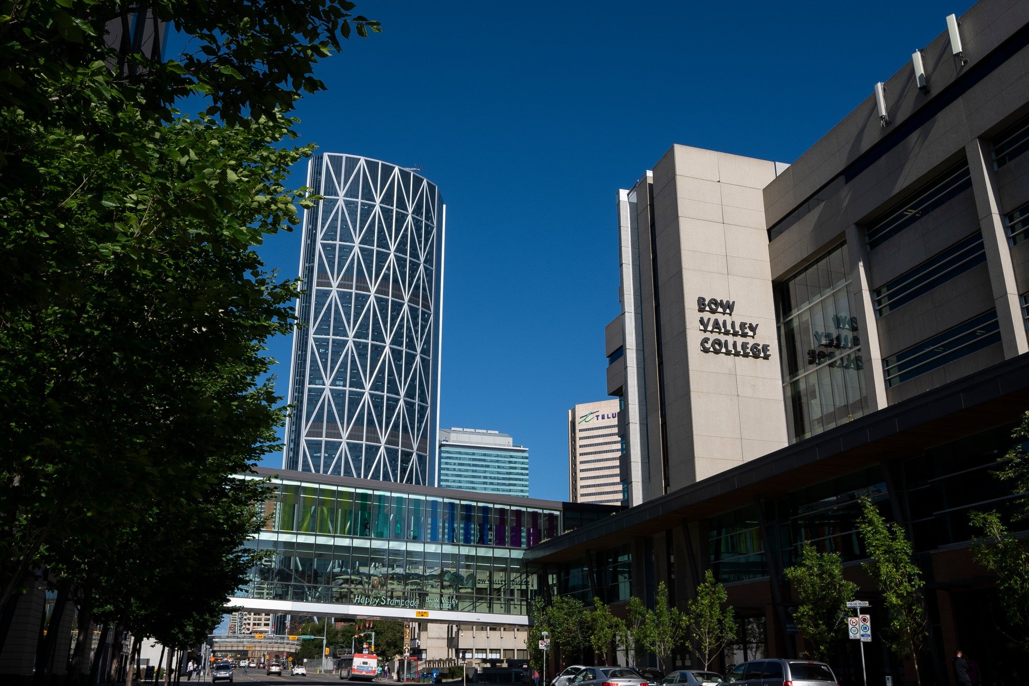 DU HỌC TẠI CALGARY CÙNG BOW VALLEY COLLEGE, CANADA  -  HỌC BỔNG DÀNH CHO SINH VIÊN QUỐC TẾ