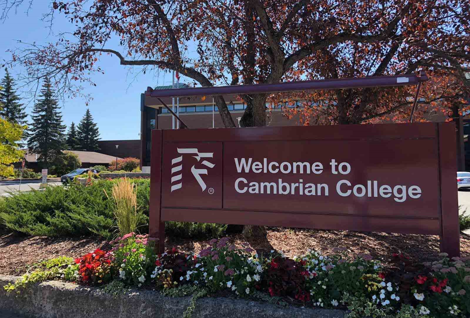 CAO ĐẲNG CÔNG LẬP CAMBRIAN COLLEGE - ONTARIO