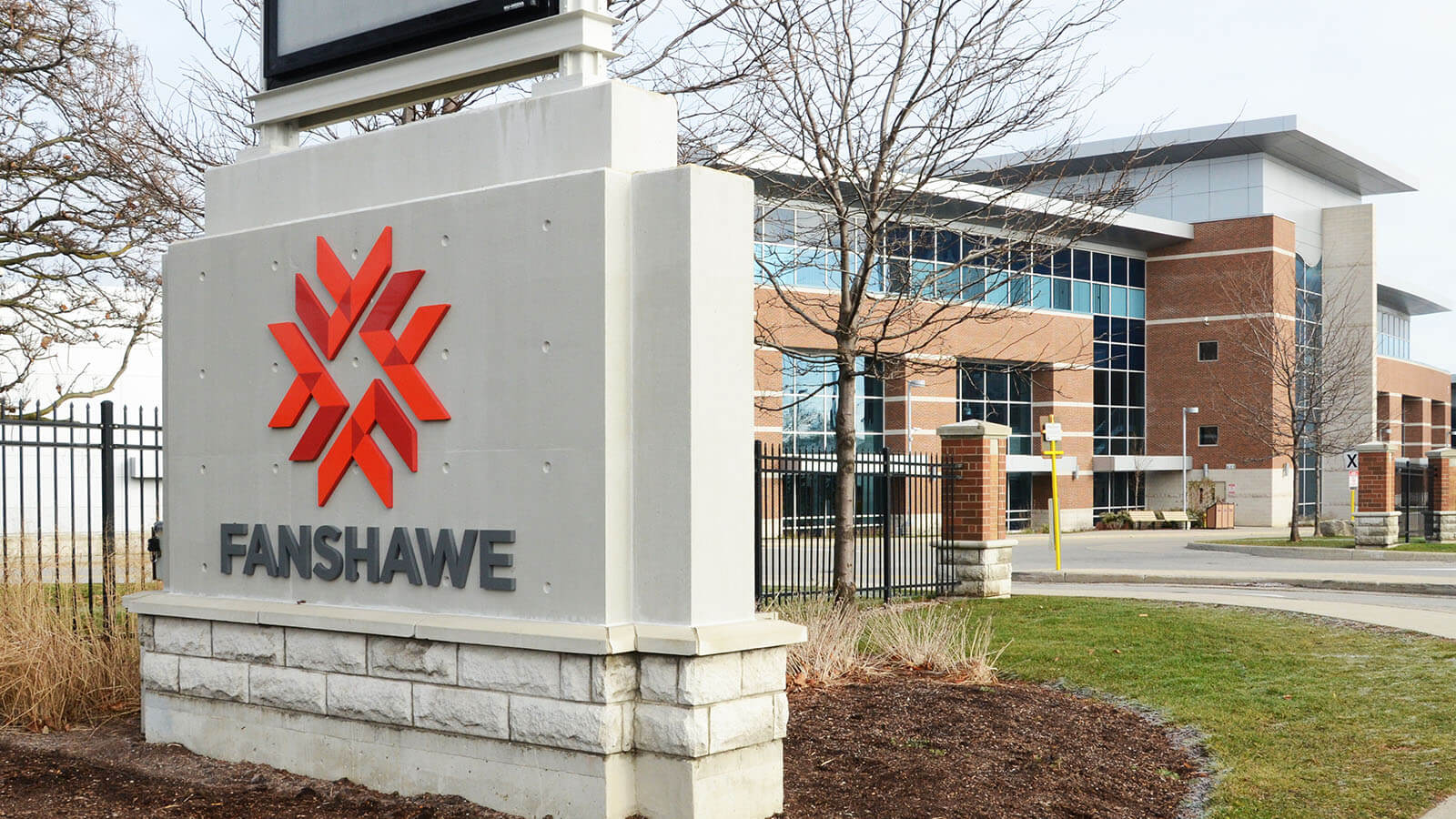 FANSHAWE COLLEGE - TRƯỜNG CAO ĐẲNG CÔNG LẬP LỚN NHẤT ONTARIO