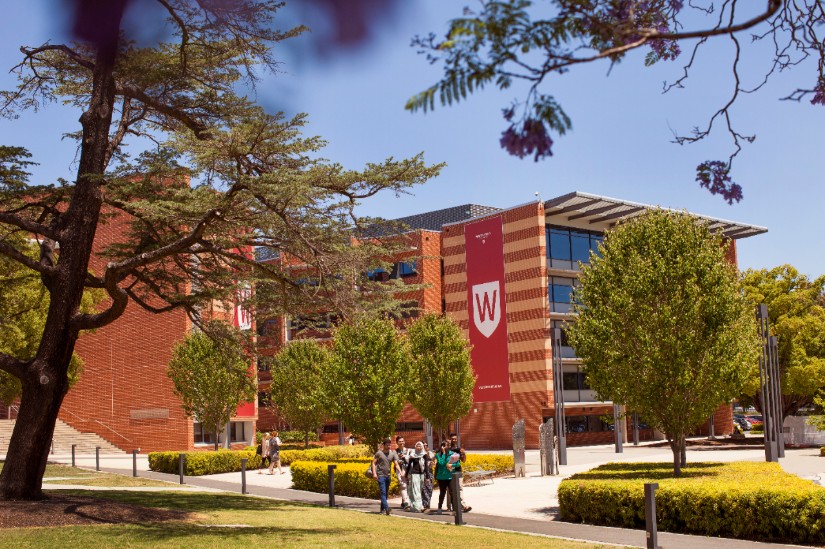 WESTERN SYDNEY UNIVERSITY - ĐẠI HỌC TOP 1.2% XUẤT SẮC NHẤT THẾ GIỚI