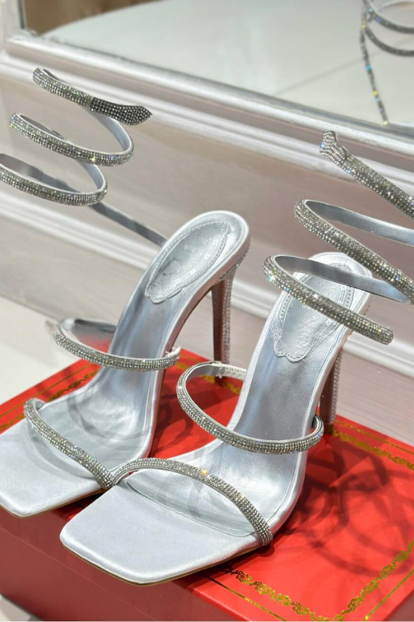 Giày Sandal Dây Quấn Đá Bạc Mũi Vuông OMNES