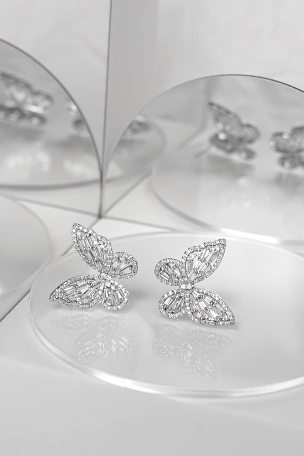 Bông Tai EIRA OMNES