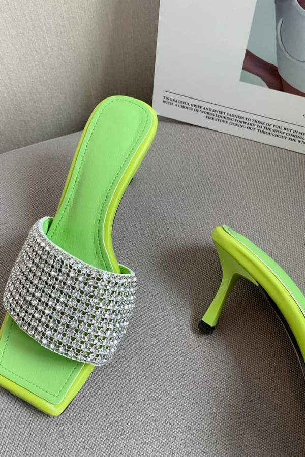 Giày Quai Đá Bảng To OMNES