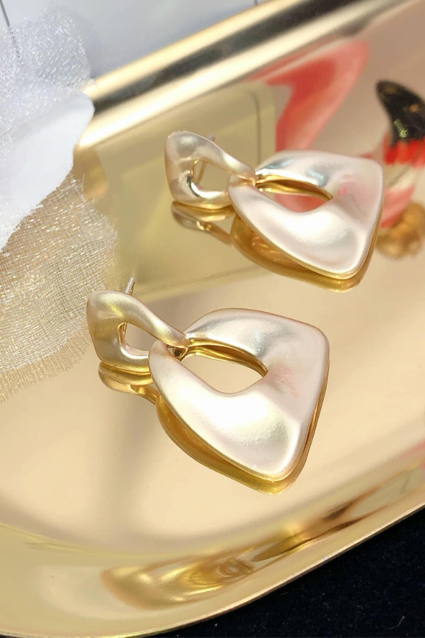 Bông Tai Miếng Mờ Bảng To OMNES