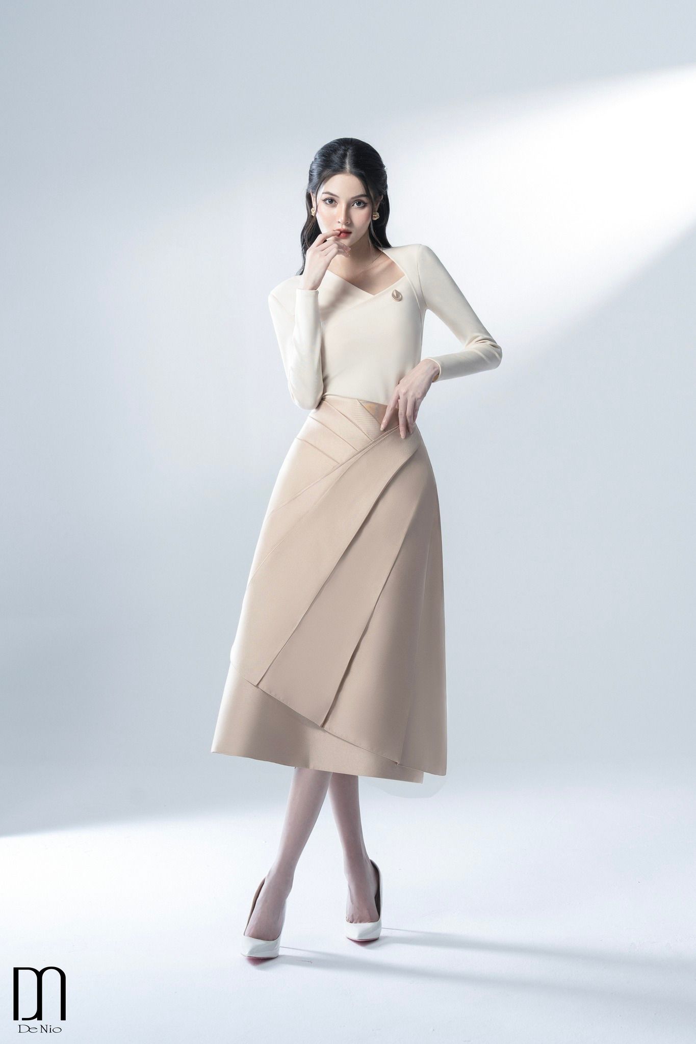 Áo Kiểu Tay Dài x Chân Váy Midi DE NIO