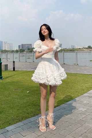 Đầm Ngắn Cổ Vuông Tay Kiểu ONON MADE