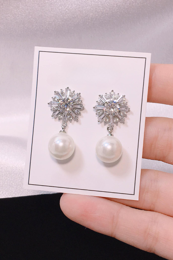 Bông Tai Ngọc Trai Hoa Tuyết OMNES