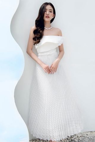 Đầm Midi Cúp Ngực Voan Mỏng LARMES