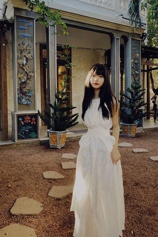 Đầm Midi Nhấn Eo Dáng Suông THE COUNTRY BOUTIQUE