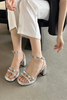 Sandal màu bạc trẻ trung OMNES