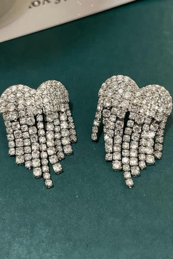 Bông Tai Trái Tim Tua Rua OMNES