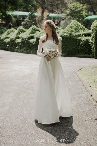 Đầm Maxi Tay Dài Cổ Vuông Vanilla House