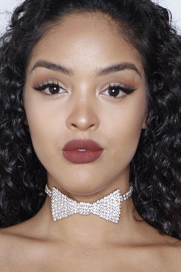 Vòng Cổ Chiếc Nơ Đính Đá Sáng Lấp Lánh OMNES