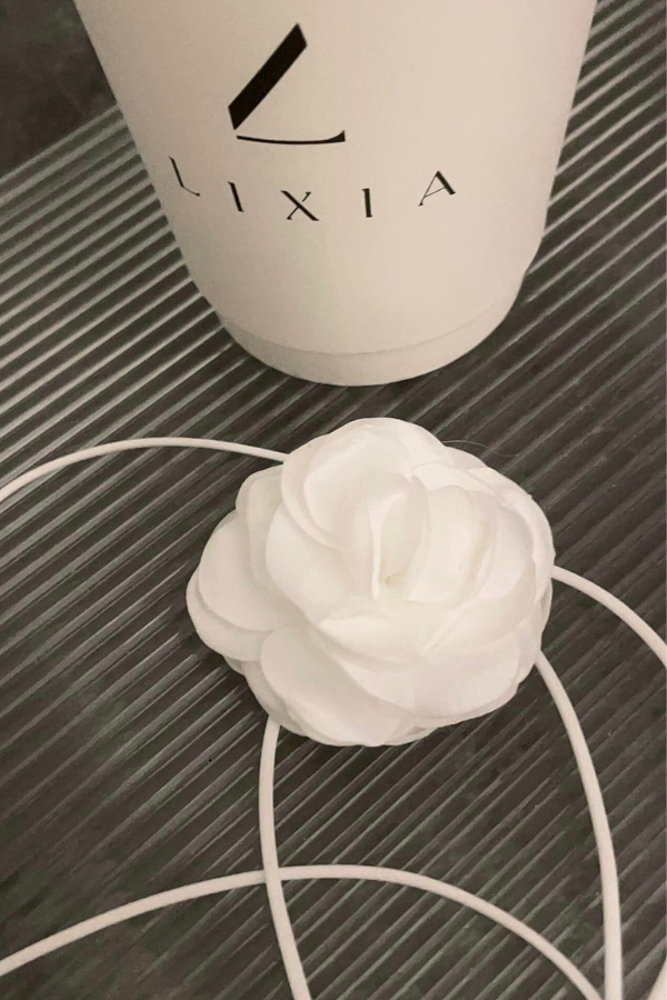 Vòng Cổ Hoa Xinh Xắn OMNES