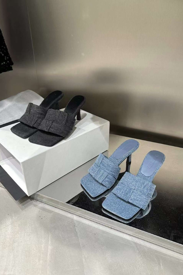 Guốc Quai To Chất Mềm Êm Chân OMNES