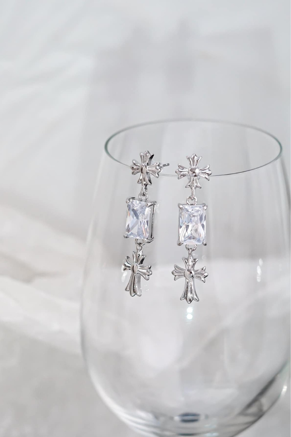 Bông Tai Đính Hạt Bự Lấp Lánh OMNES