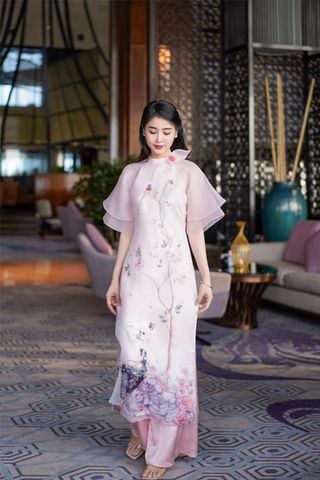 Áo Dài Tay Ngắn Thêu Hoa LAM KHUE DESIGN