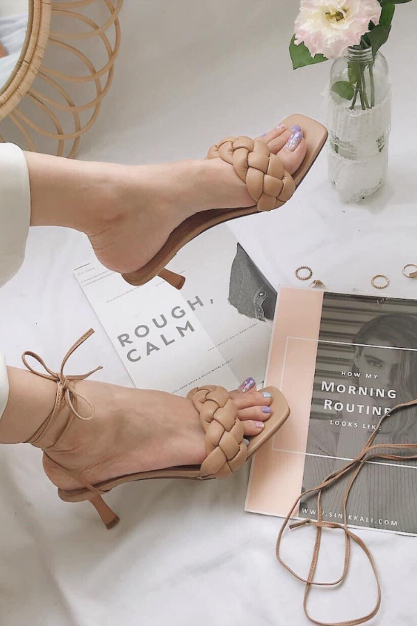 Giày Cao Gót Quai Bính OMNES