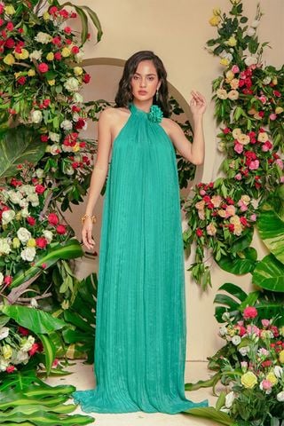 Đầm Maxi Cổ Yếm Đính Hoa XITA