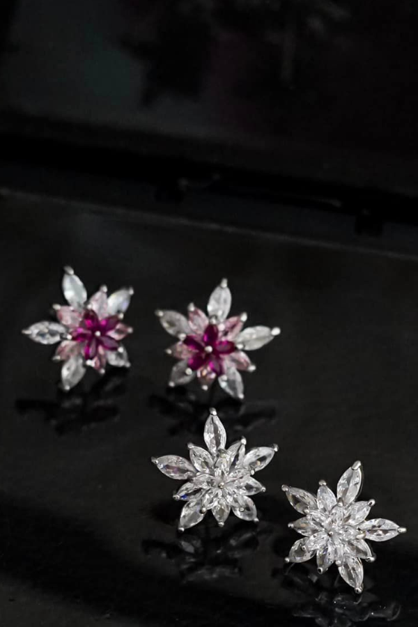 Bông Tai Hoa Tuyết Lấp Lánh OMNES