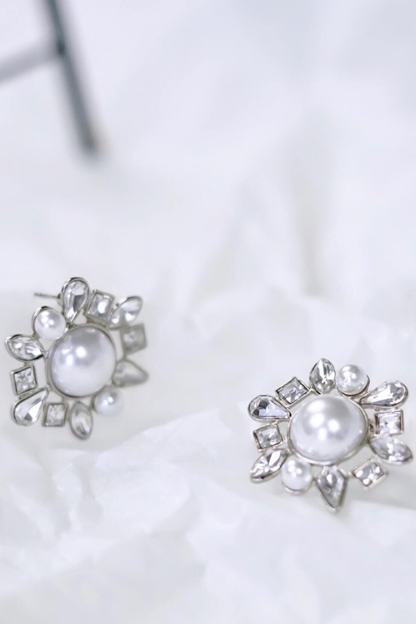 Bông Tai Đính Đá Mặt Ngọc Trai OMNES