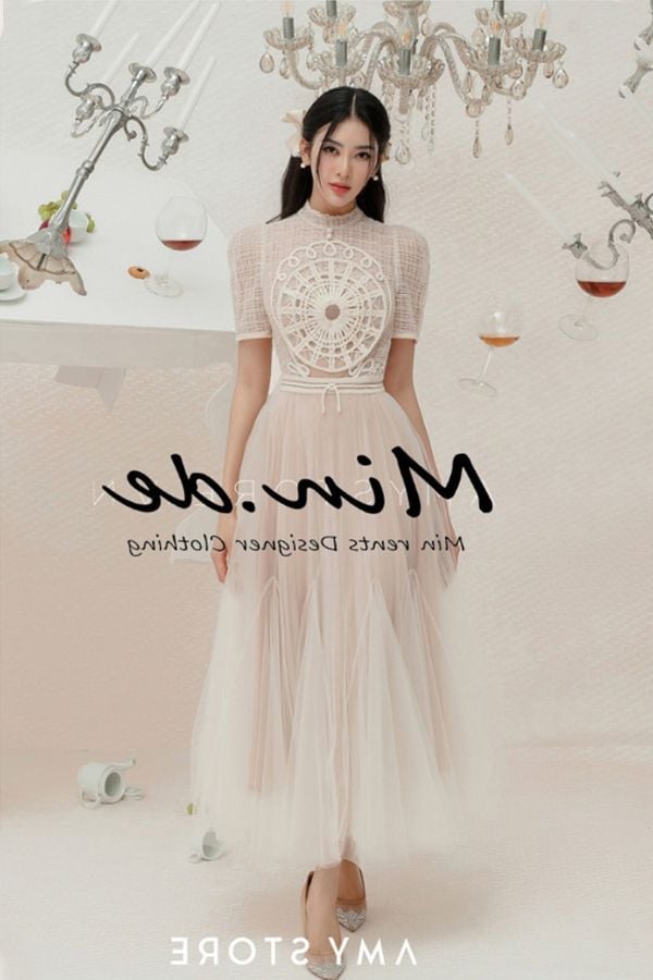 Đầm Midi Tay Lửng Hoa Văn