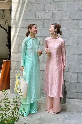 Áo Dài Cách Tân Tay Dài ÁO DÀI SUÔNG 1996