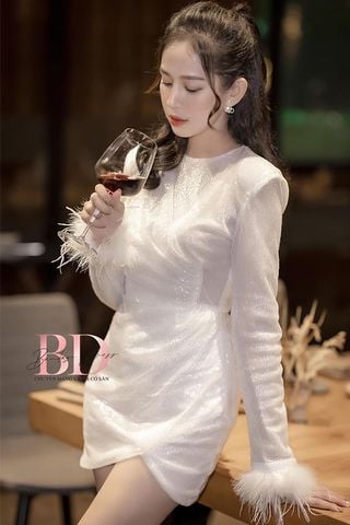 Đầm Ngắn Tay Dài Ánh Kim Đính Lông BANDAGE DRESS